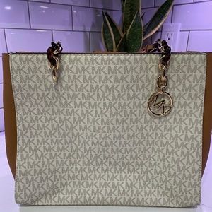 Michael kors tote